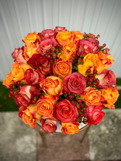 Centerpiece in a lower vase