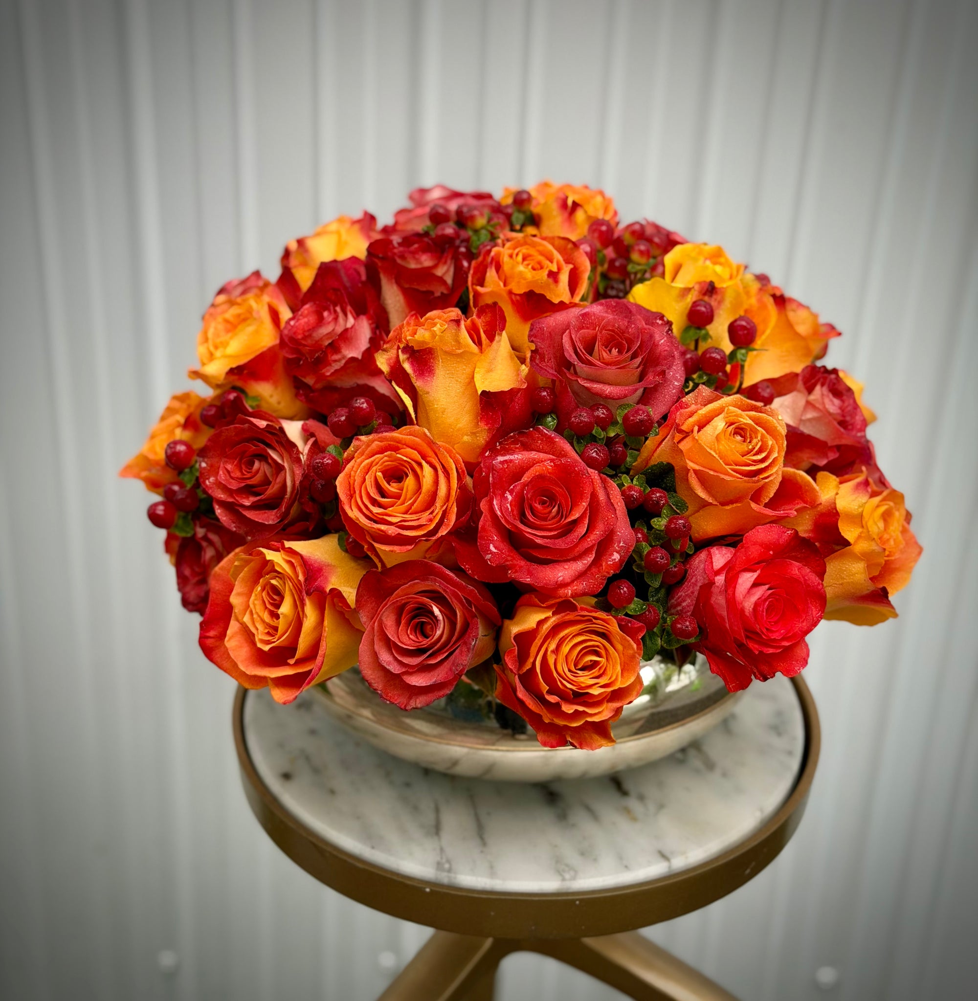 Centerpiece in a lower vase