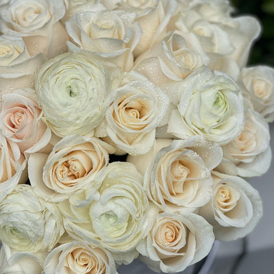 Bella box with white roses and anemone