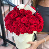 red roses in a hat box